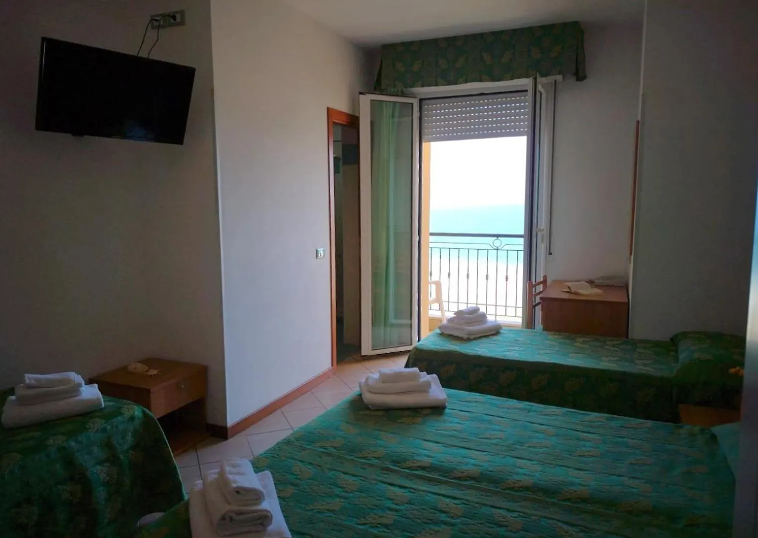 Hotel Belvedere Misano Adriatico 3*,  Italia